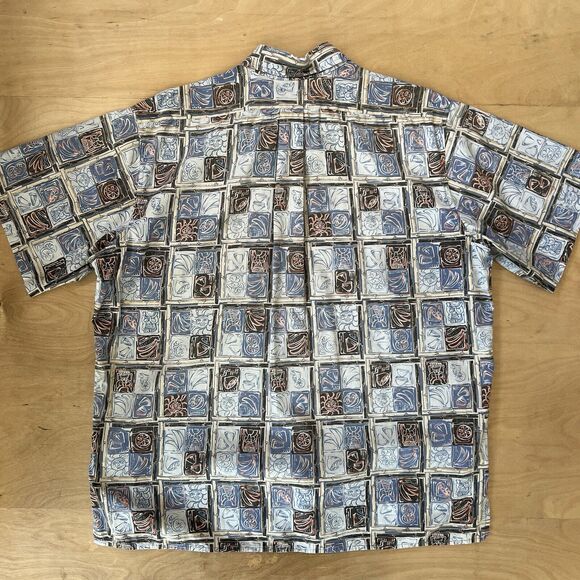 Reyn Spooner Hawaiian Shirt XL Blue Floral Sun Art Hawaii Surfing Vacation - Picture 6 of 8